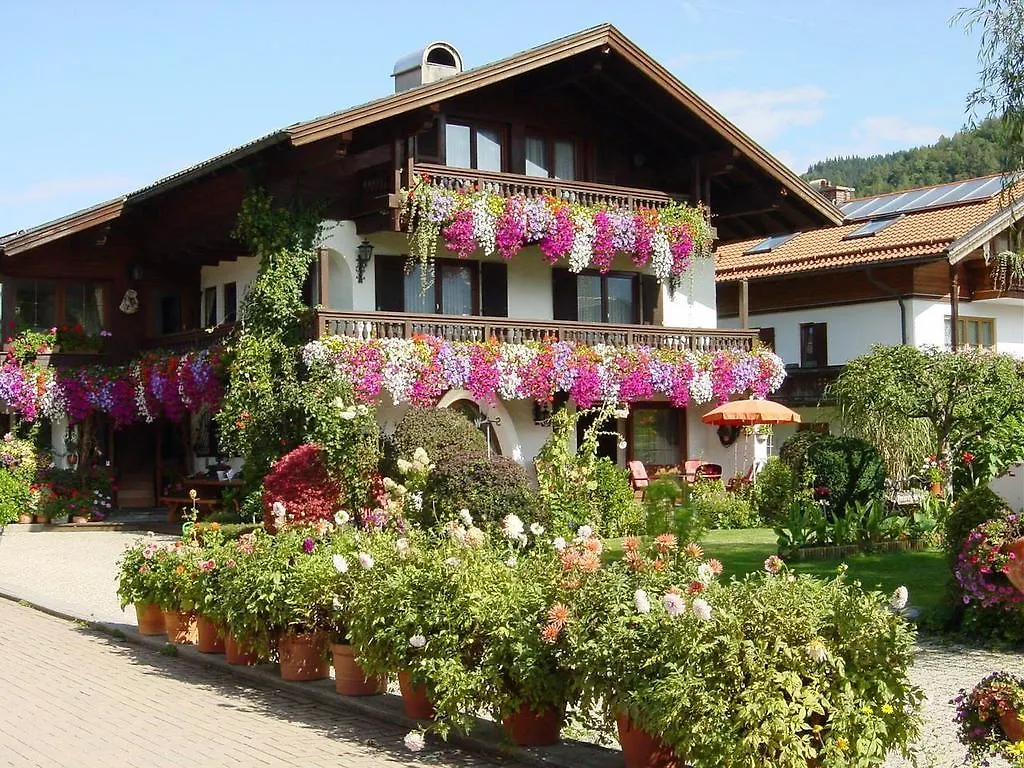 게스트하우스 Ferienhotel Hahn Garni 루폴딩